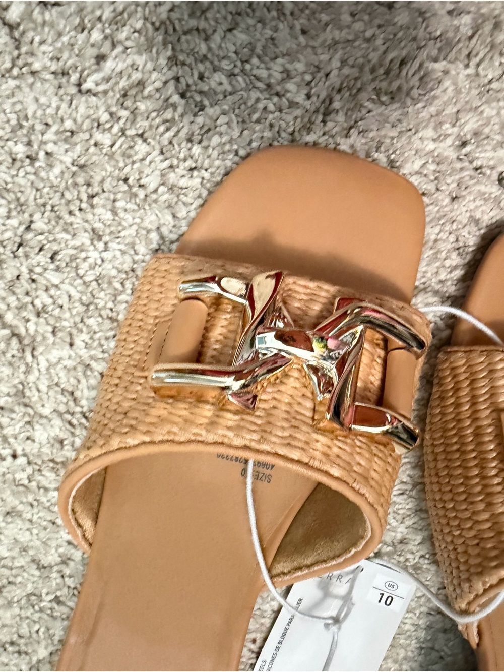 Serra Tan Woven Slide Sandals with Metallic Accent sz 10 heel 2 1/2 inch - Picture 4 of 8